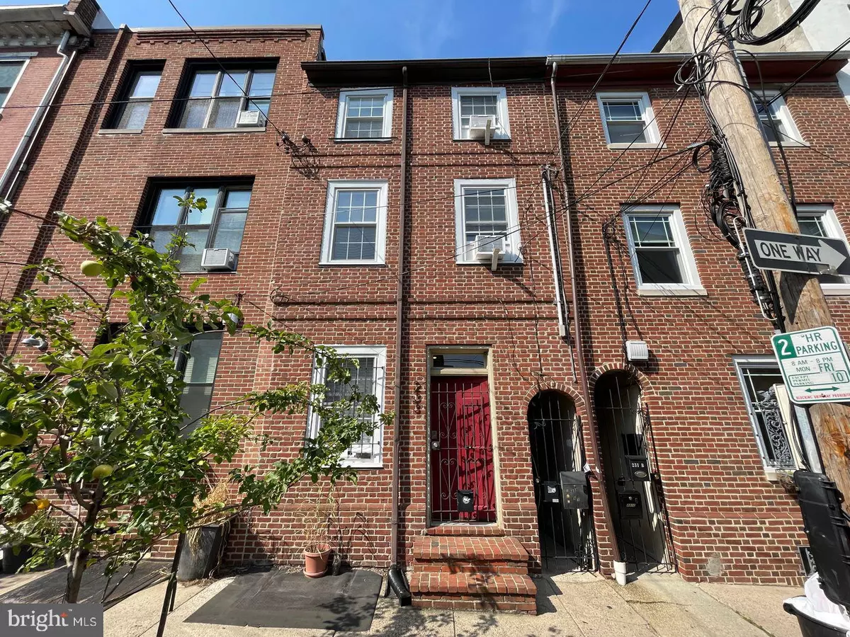 Philadelphia, PA 19123,233 BROWN ST #1