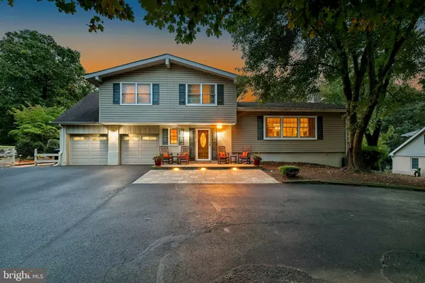 Huntingdon Valley, PA 19006,2315 FAIRWAY RD