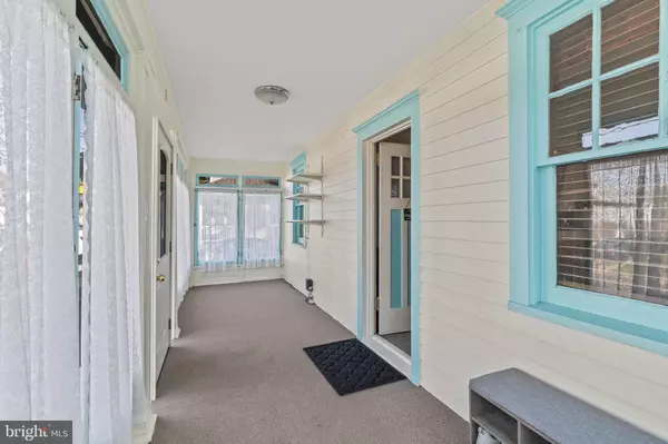 Maple Shade, NJ 08052,31 S BOULEVARD AVE