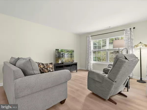 Catonsville, MD 21228,4 RUMFORD DR #203