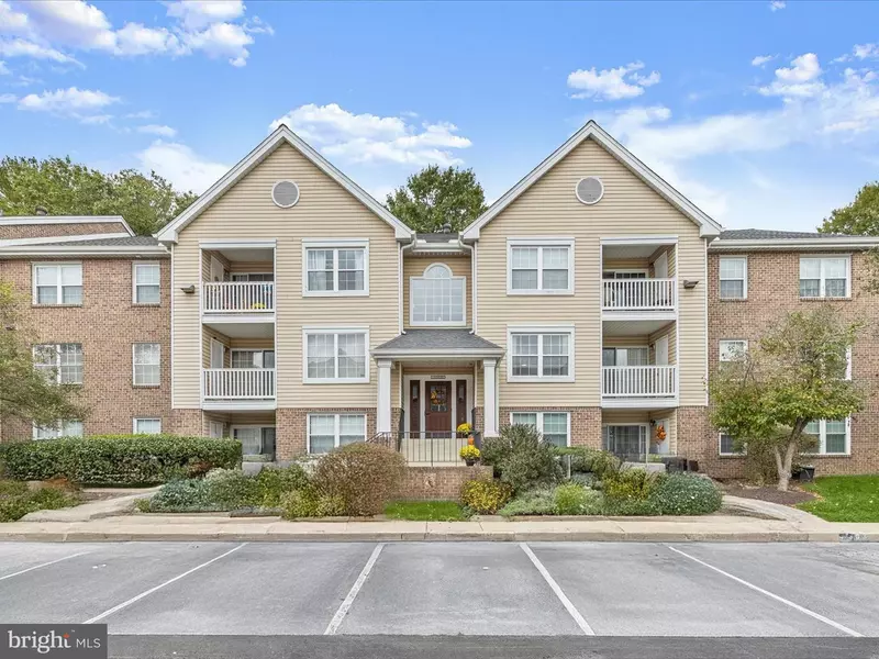 4 RUMFORD DR #203, Catonsville, MD 21228