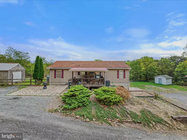 193 IDRIS LN, Berkeley Springs, WV 25411