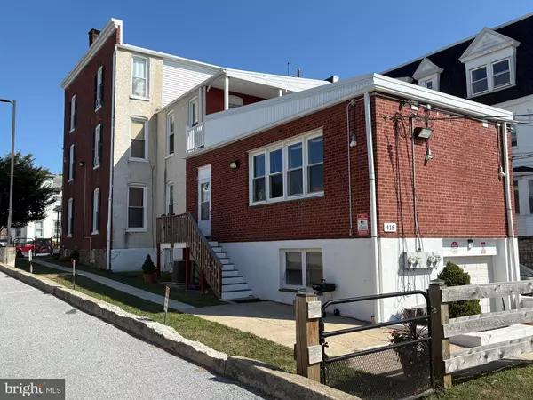 Coatesville, PA 19320,418 E LINCOLN HWY