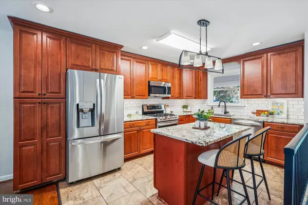 Savage, MD 20763,8316 WOODWARD ST