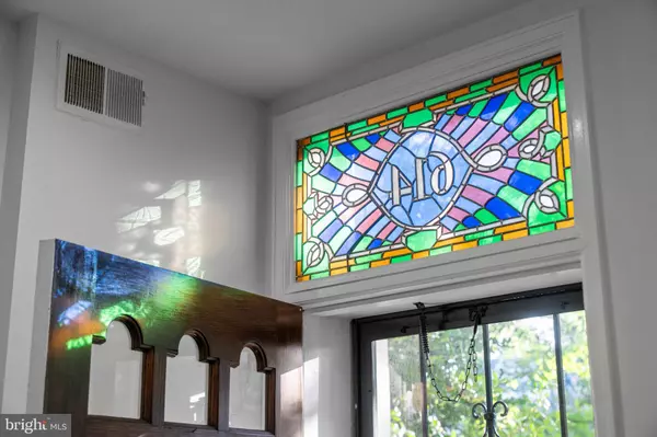 Washington, DC 20002,614 8TH ST NE