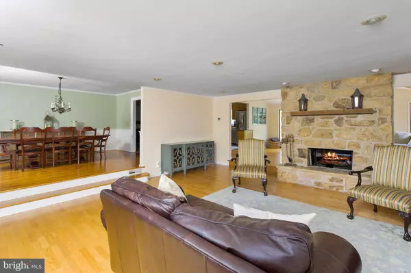 Princeton Junction, NJ 08550,42 NASSAU PL