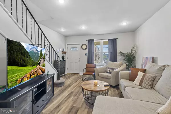 Philadelphia, PA 19135,5708 HEGERMAN ST