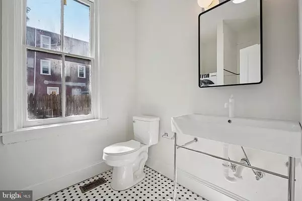 Philadelphia, PA 19122,1221 N FRANKLIN ST #1F