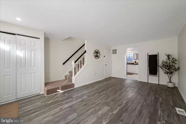 Sterling, VA 20165,15 MARIAN CT