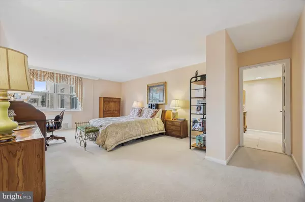 Bala Cynwyd, PA 19004,20 CONSHOHOCKEN STATE RD #512