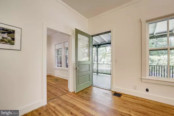 Washington Grove, MD 20880,203 GROVE AVE