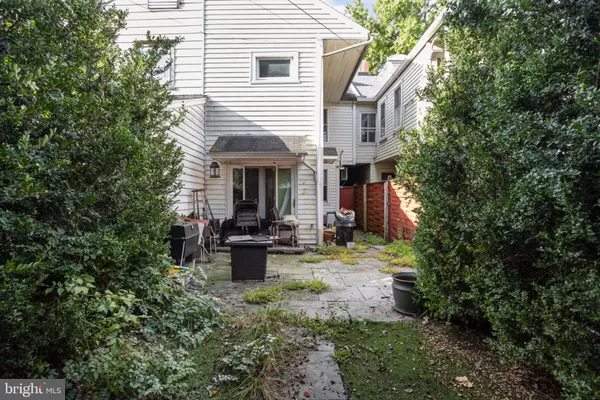 Harrisburg, PA 17104,623 S FRONT ST