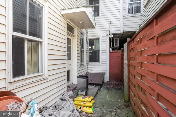 Harrisburg, PA 17104,623 S FRONT ST