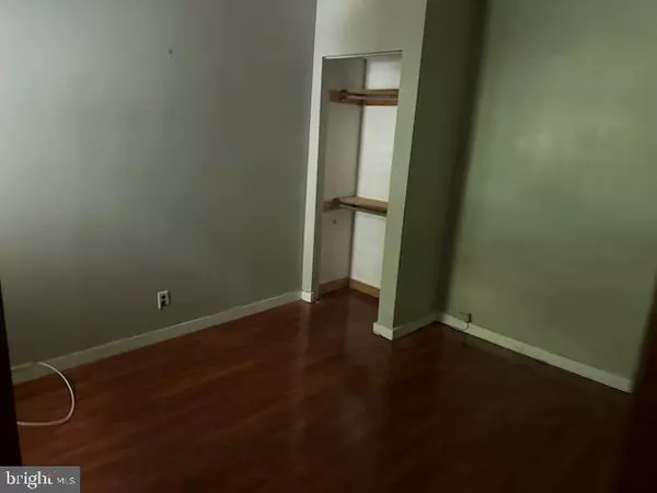 Philadelphia, PA 19145,1909 MIFFLIN ST