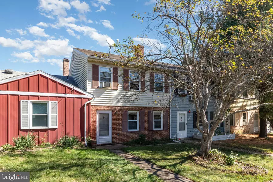 7103 SALEM PARK CIR, Mechanicsburg, PA 17050