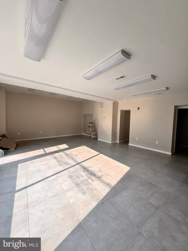 Philadelphia, PA 19129,3753 MIDVALE AVE #BSE