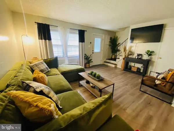 Willingboro, NJ 08046,9 RAEBURN LN