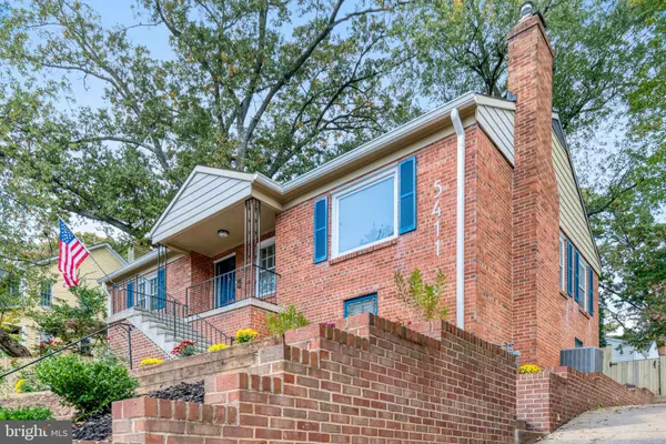 5411 22ND ST N, Arlington, VA 22205