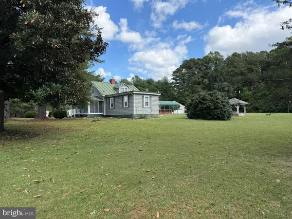 Heathsville, VA 22473,5625 JESSIE DUPONT MEMORIAL HWY