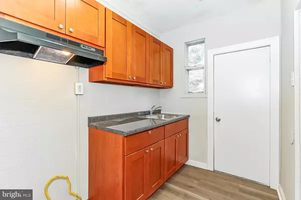 Philadelphia, PA 19142,2514 S HOBSON ST
