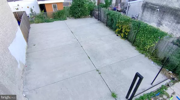 Philadelphia, PA 19122,2033-2035 N LAWRENCE ST