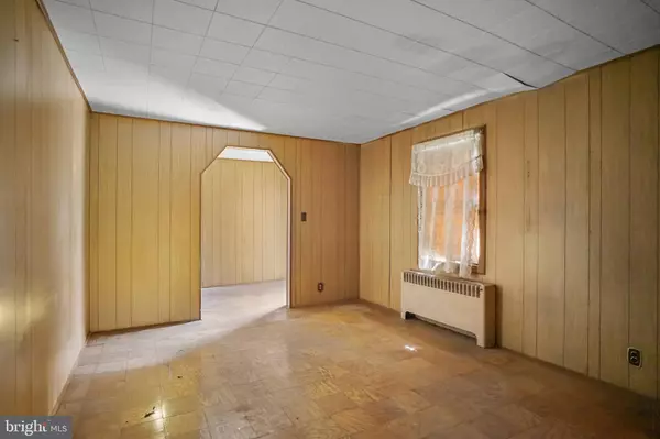 Glen Burnie, MD 21061,220 POPLAR AVE