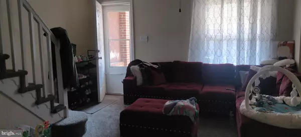 Philadelphia, PA 19142,2527 S MILLICK ST