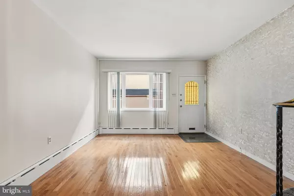 Philadelphia, PA 19148,909 WATKINS ST