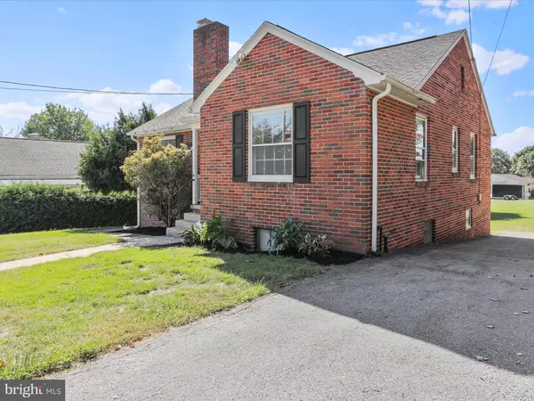 Waynesboro, PA 17268,305 W SEVENTH ST