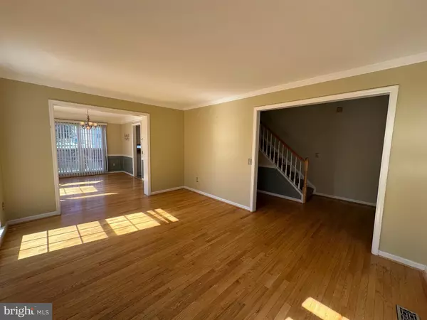 White Plains, MD 20695,4555 FORTRESS CT