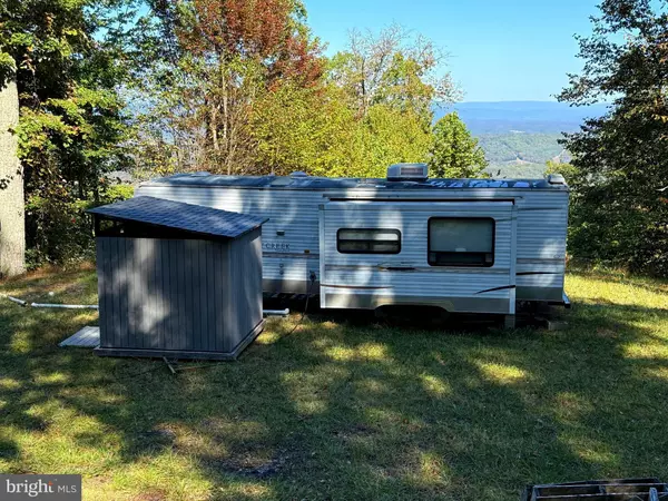 372 PINECONE DR, Purgitsville, WV 26852