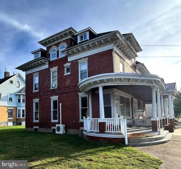 Harrisburg, PA 17111,3500 DERRY ST
