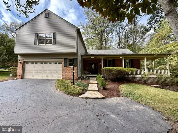 Fairfax, VA 22030,12210 ROWAN TREE DR