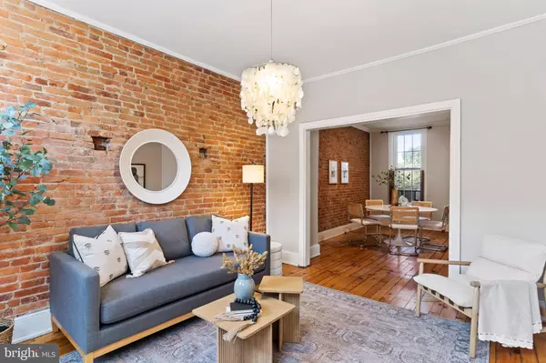 Harrisburg, PA 17102,222 CUMBERLAND ST