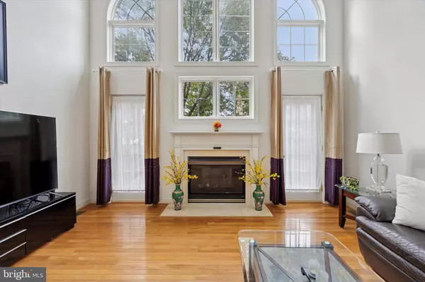 1255 JOHNSON LN, Ambler, PA 19002