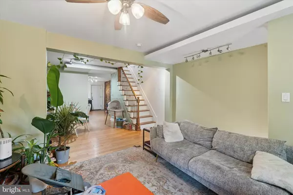 Philadelphia, PA 19146,1905 LATONA ST