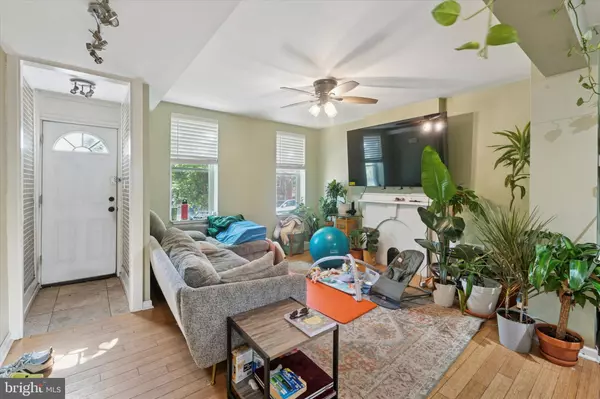 Philadelphia, PA 19146,1905 LATONA ST