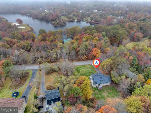 Long Pond, PA 18334,306 CEDAR DR