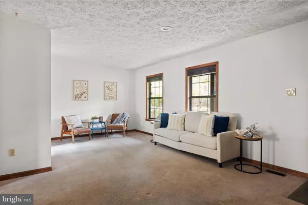 Harpers Ferry, WV 25425,192 GRAY FOX RD