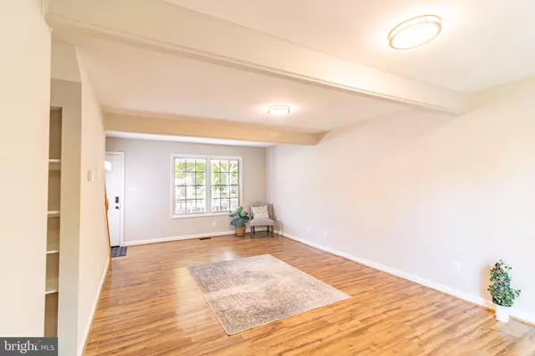 Spotsylvania, VA 22553,10622 MOCKINGBIRD LN