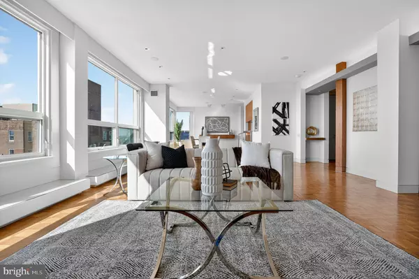 Philadelphia, PA 19103,1820 RITTENHOUSE SQ #1802