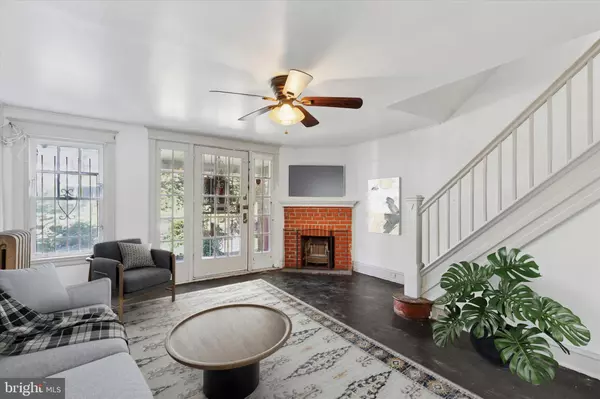 Philadelphia, PA 19119,364 E UPSAL ST