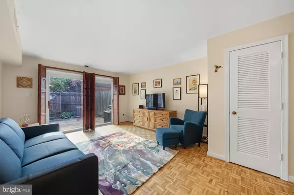 Richmond, VA 23221,403 N HAMILTON ST #J