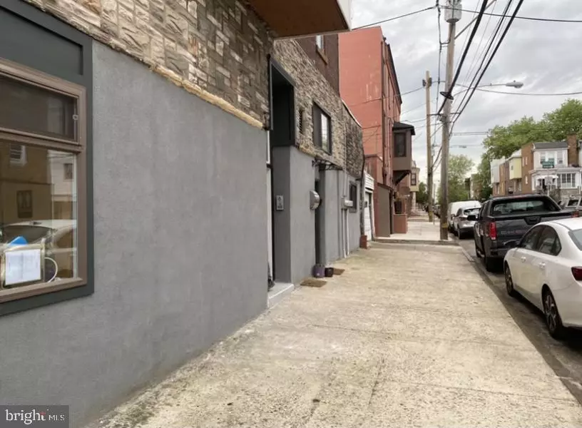 838 CORINTHIAN AVE #3, Philadelphia, PA 19130