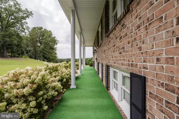 Reinholds, PA 17569,585 N RIDGE RD