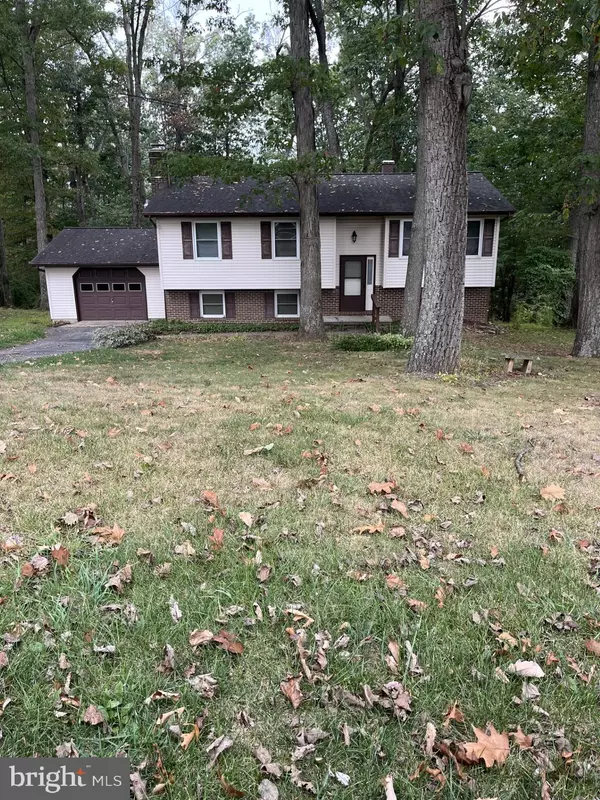 1520 CARRIAGE HILL DR, Westminster, MD 21157