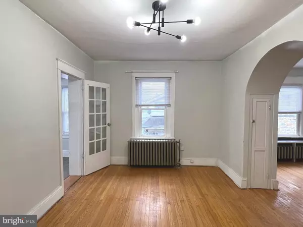 Chester, PA 19013,513 E 19TH ST #B