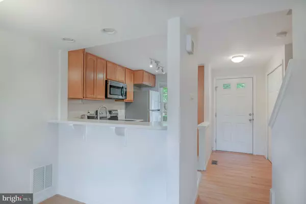 Lorton, VA 22079,8554 BLACKFOOT CT