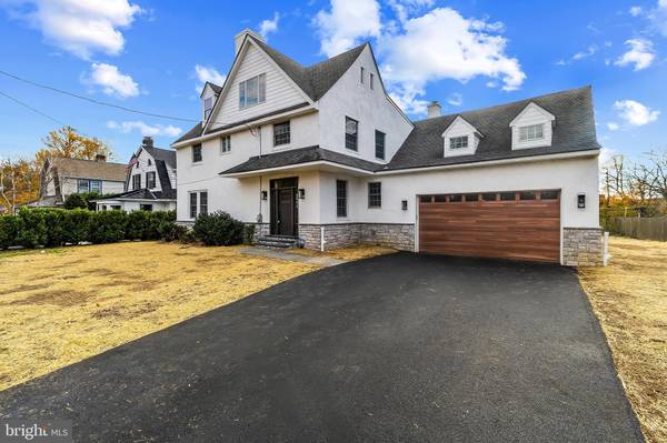 Wayne, PA 19087,118 W BEECHTREE LN