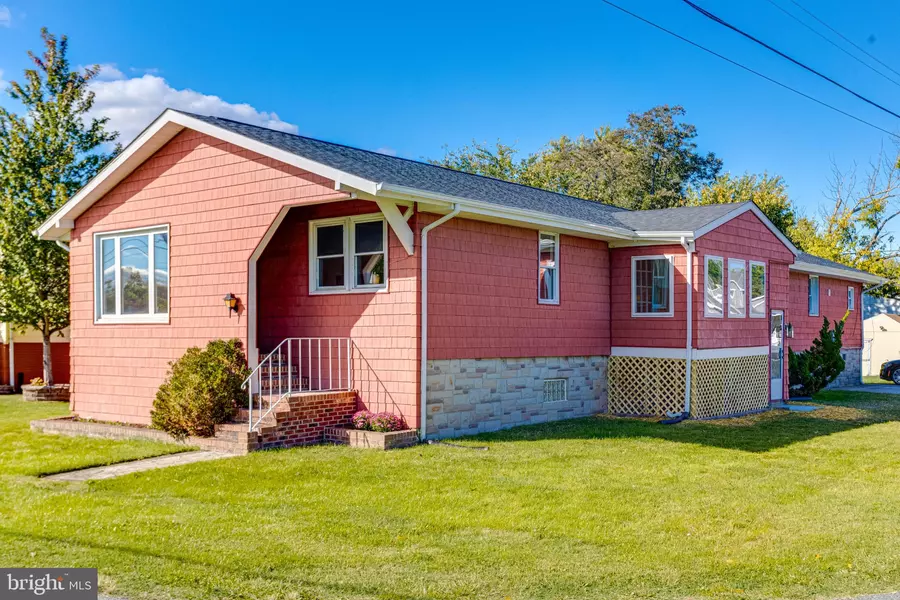 7540 BAY FRONT RD, Sparrows Point, MD 21219